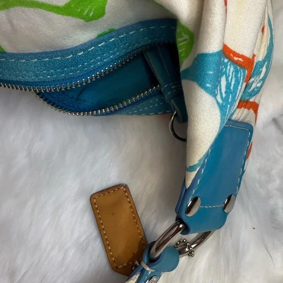 Patterned Women's Bag - Picture 8 of 13